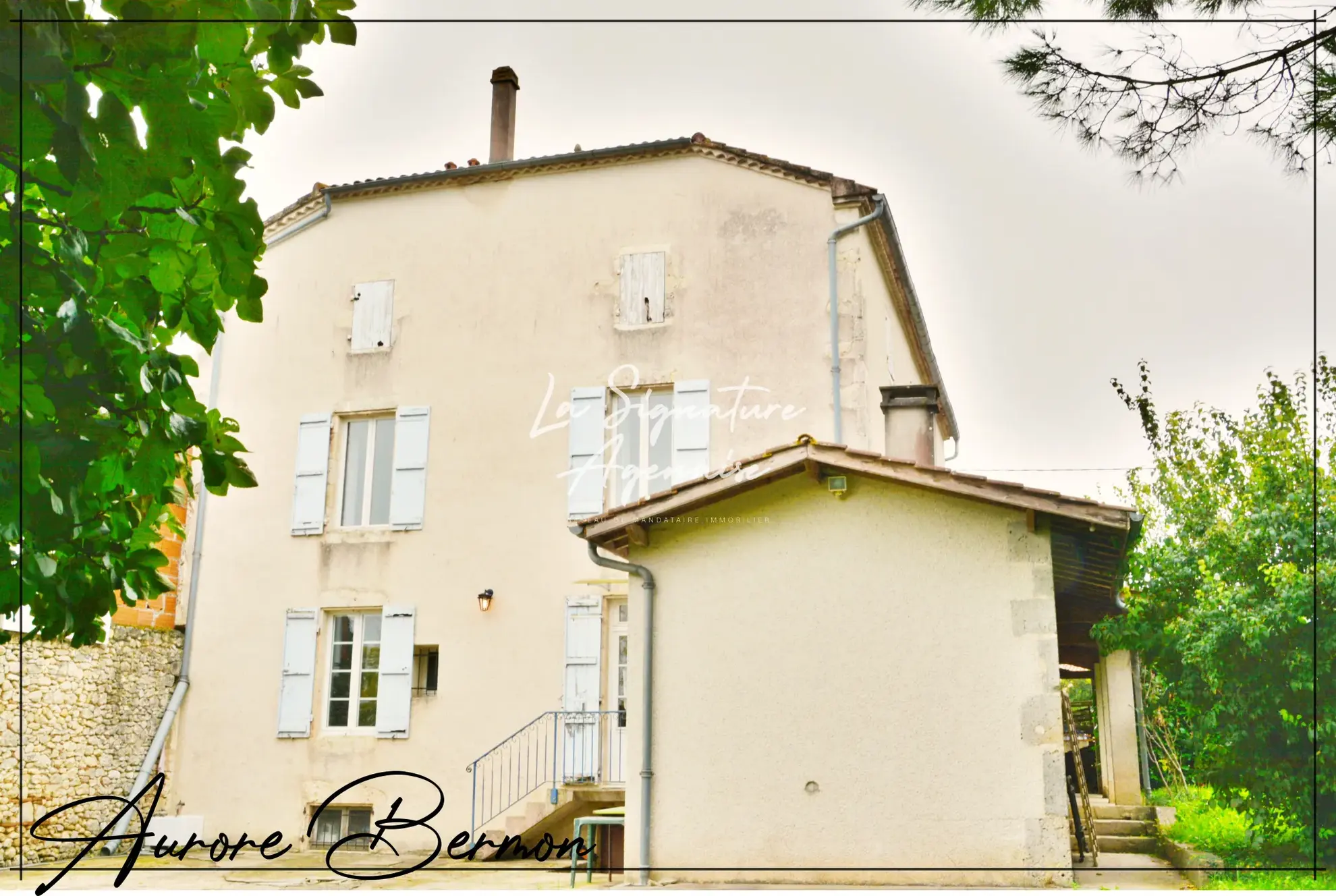 Belle maison en pierre de 253 m² avec terrain arboré de 3000 m² à Damazan 