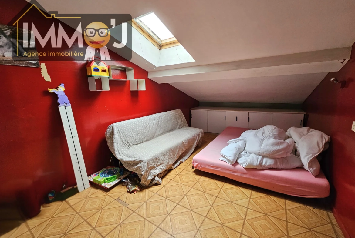 Maison familiale de 6 pièces à Neuves-Maisons - Spacieuse et louée 