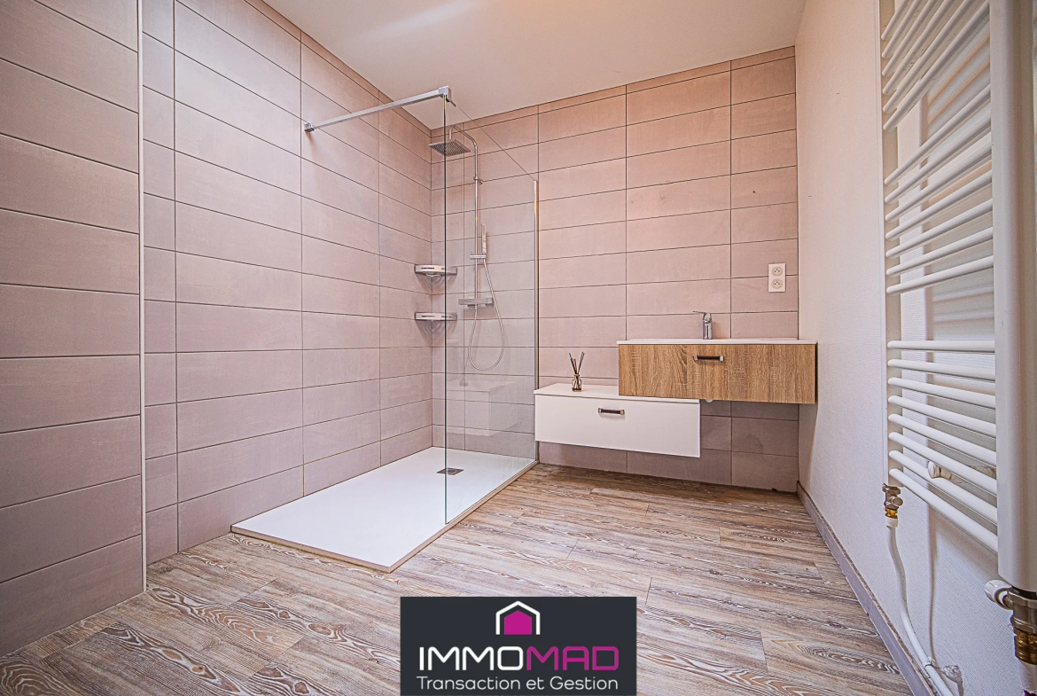 Magnifique maison de ville de 150 m² avec 3 chambres à Verdun 