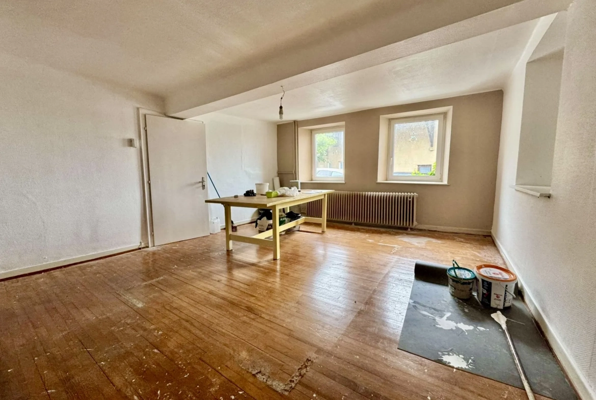 Maison de village à rénover à Dehlingen, 5 chambres, grand potentiel, charmant village 
