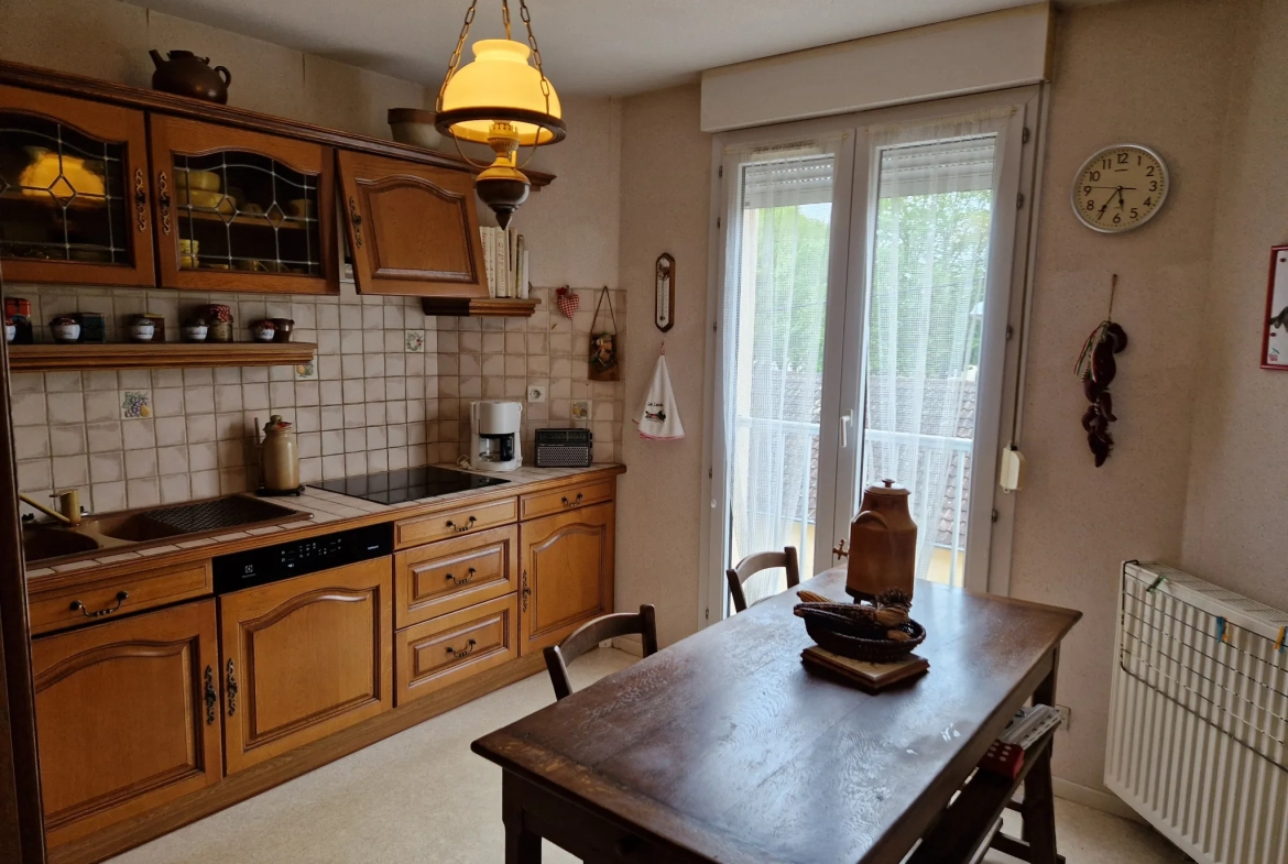 Appartement traversant de 80 m² avec balcon à Saint-Jean 