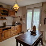 Appartement traversant de 80 m² avec balcon à Saint-Jean