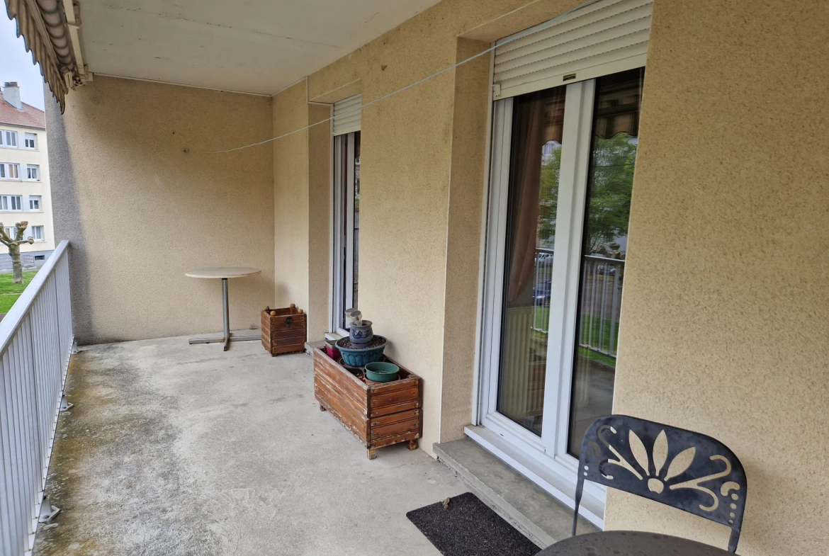 Appartement traversant de 80 m² avec balcon à Saint-Jean 