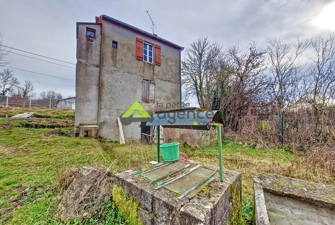 Maison 3 pièces à vendre à Lavaveix-les-Mines, terrain de 5000 m², garage 