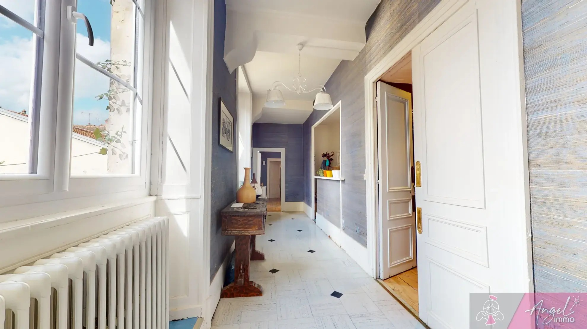 Spacieux appartement avec jardin et dépendances à Gray 