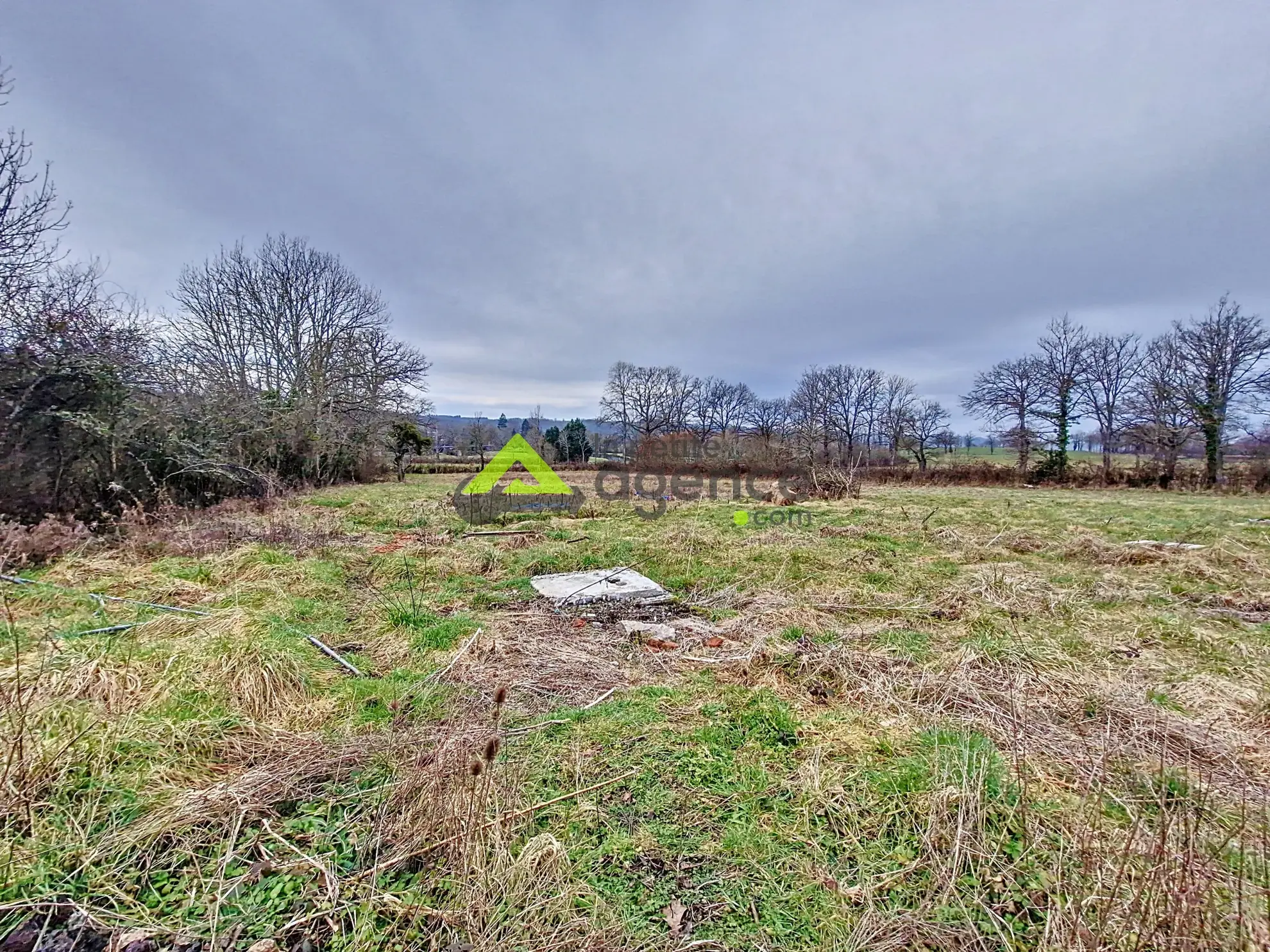 Maison 3 pièces à vendre à Lavaveix-les-Mines, terrain de 5000 m², garage 