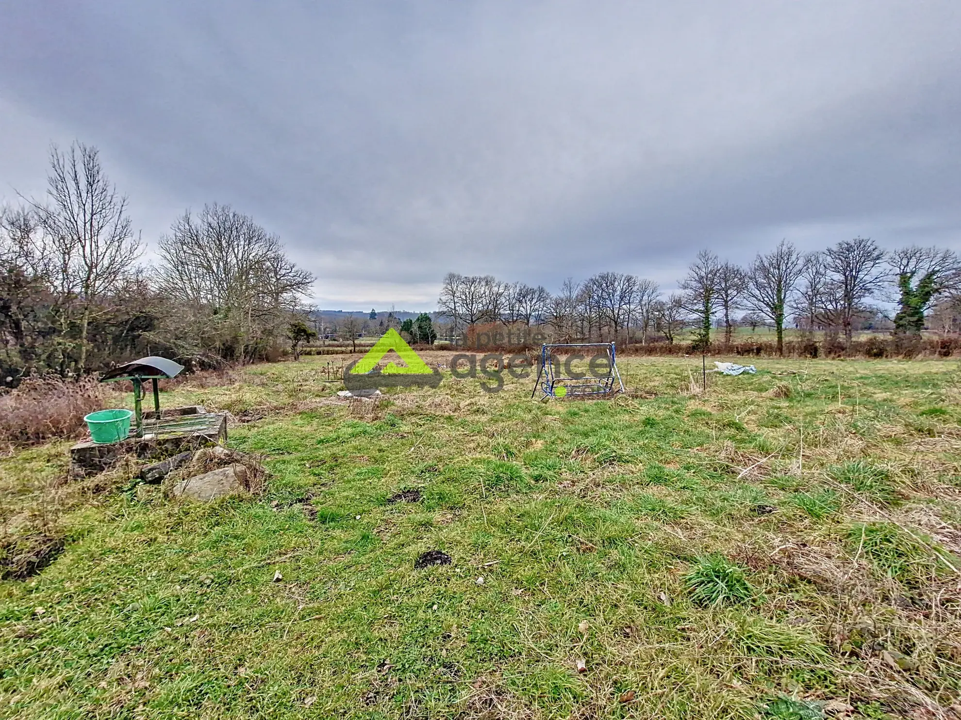Maison 3 pièces à vendre à Lavaveix-les-Mines, terrain de 5000 m², garage 