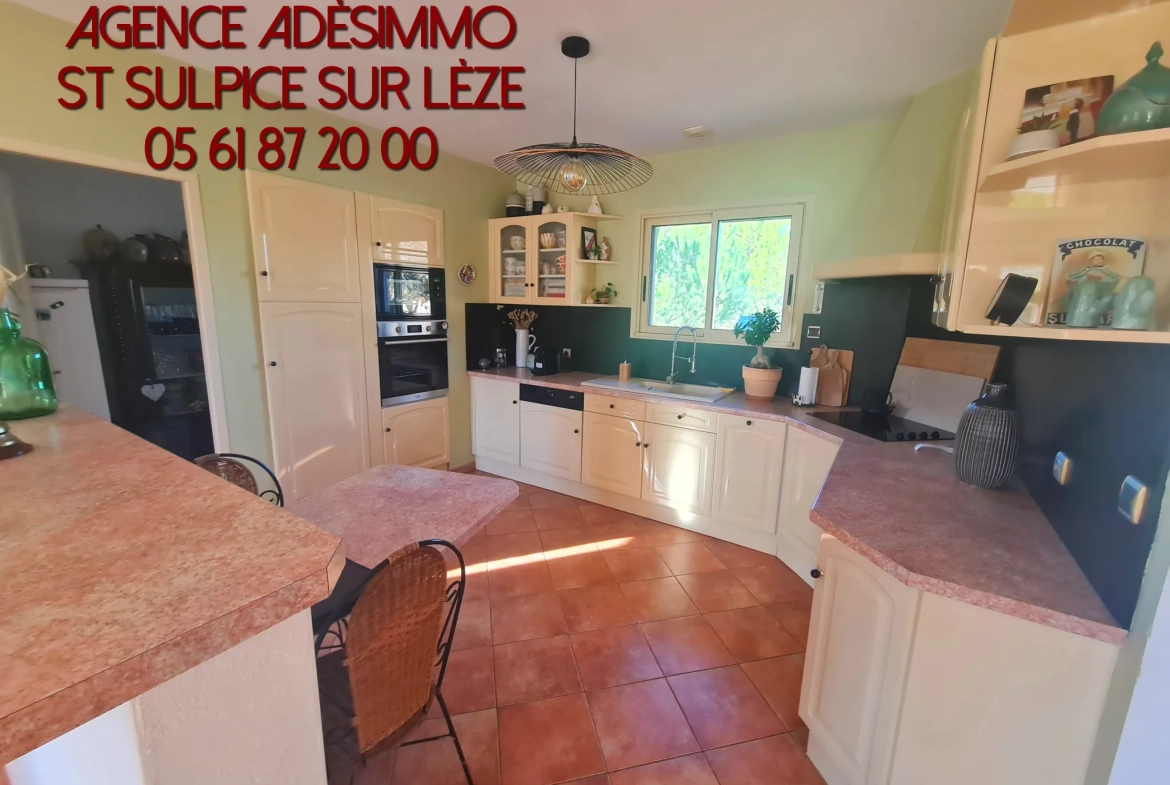 Villa de 120m² avec piscine et vue Pyrénées au Fossat près de Toulouse 