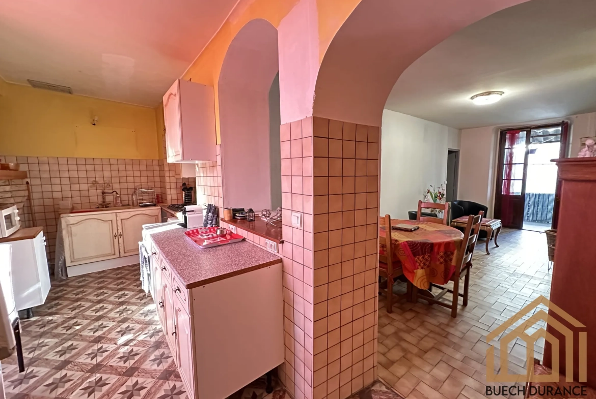 Appartement spacieux à vendre à Aspres-sur-Buëch, Hautes-Alpes 