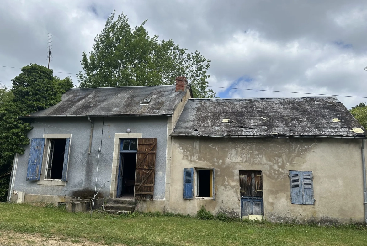 Terrain constructible à vendre à St Légier des Vignes avec maison à rénover 