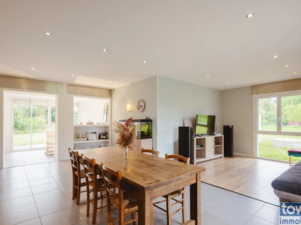 Maison de charme avec jardin à Poucharramet, 3 chambres, calme et luminosité optimale