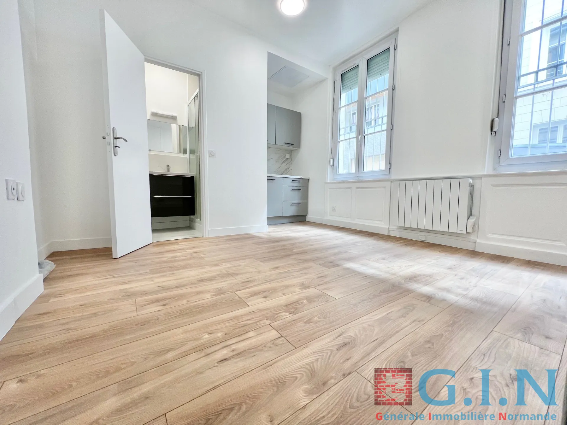 Studio rénové de 17,37 m² à Rouen proche du Vieux Marché 