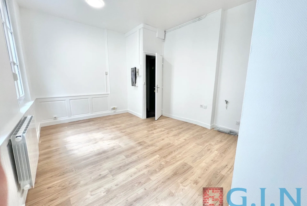 Studio rénové de 17,37 m² à Rouen proche du Vieux Marché 
