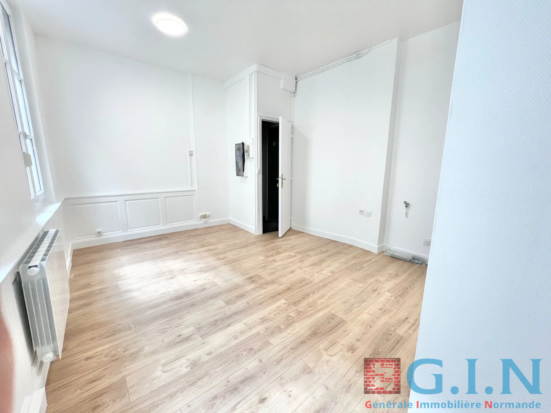 Studio rénové de 17,37 m² à Rouen proche du Vieux Marché 