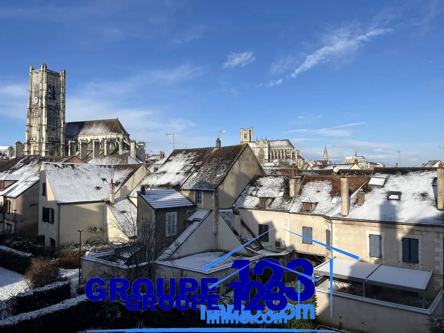 Studio lumineux de 32 m² à Auxerre en centre-ville avec cave 