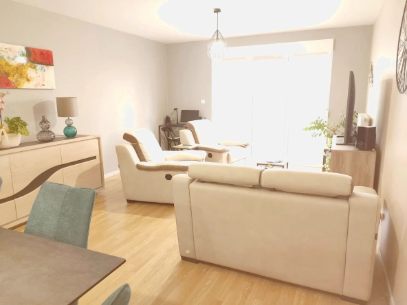 Appartement 5 pièces avec terrasse à Kogenheim, proche Strasbourg et Colmar