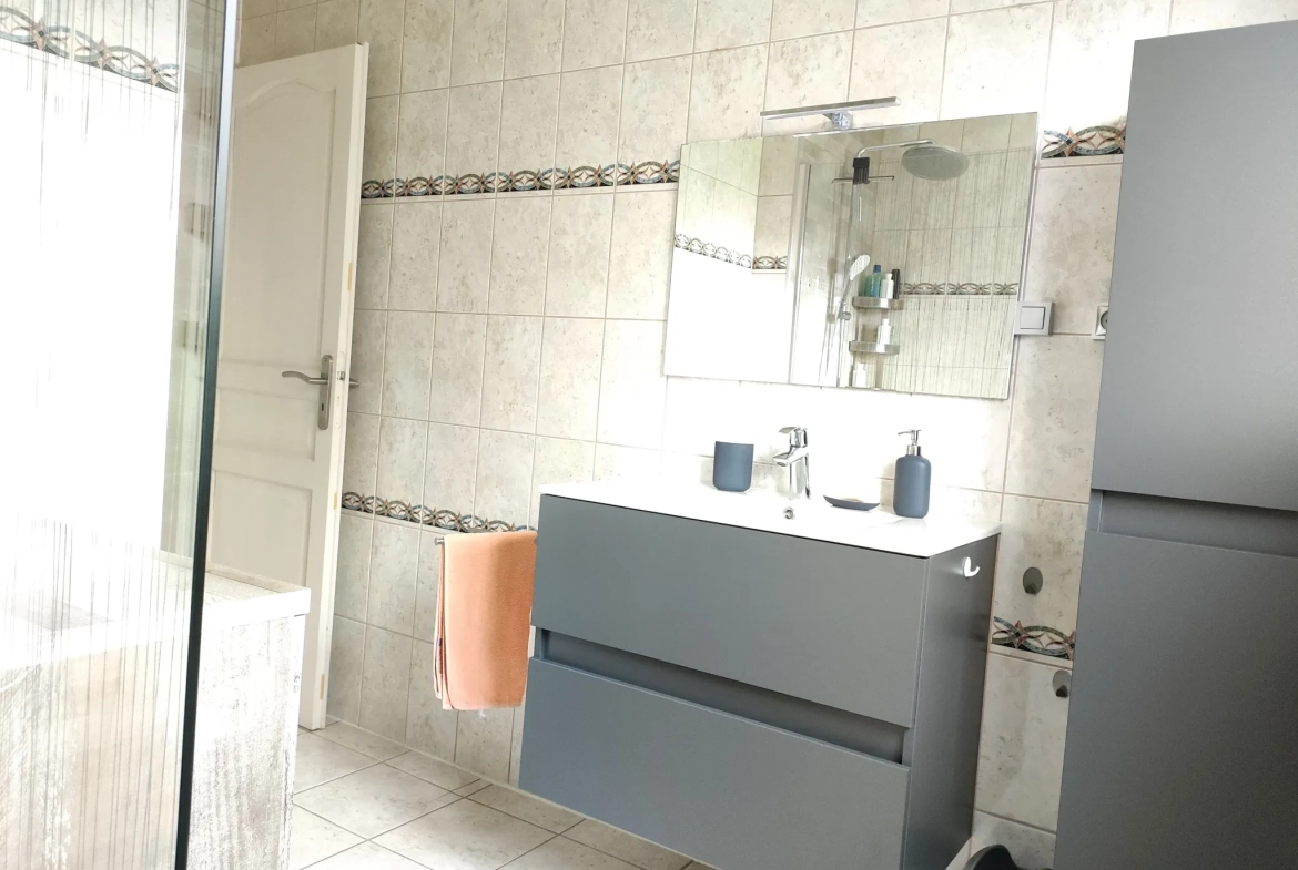 Appartement 5 pièces avec terrasse à Kogenheim, proche Strasbourg et Colmar 