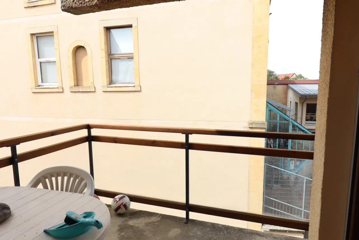 Appartement T3 à Pontarlier center-ville avec parking et cave – Opportunité d'investissement 