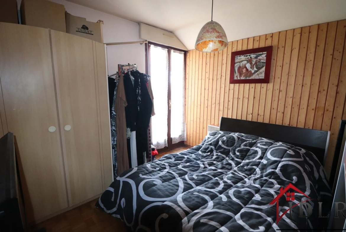 Appartement T3 à Pontarlier center-ville avec parking et cave – Opportunité d'investissement 