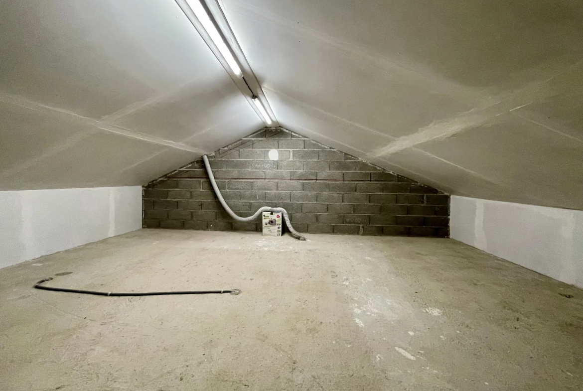 Maison 5 chambres à Vic-en-Bigorre avec véranda et garage 