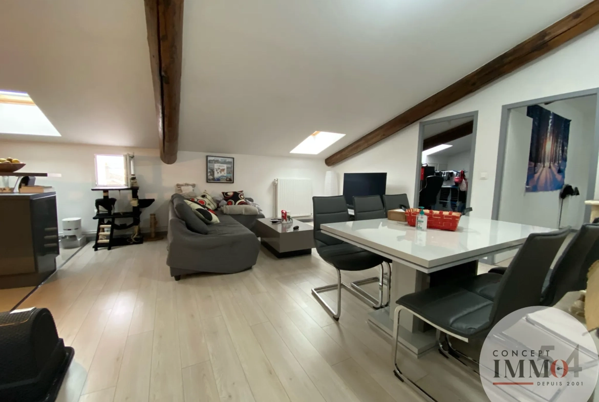 Immeuble de rapport à Pompey avec 2 appartements rénovés et revenu locatif de 15 840 €/an 