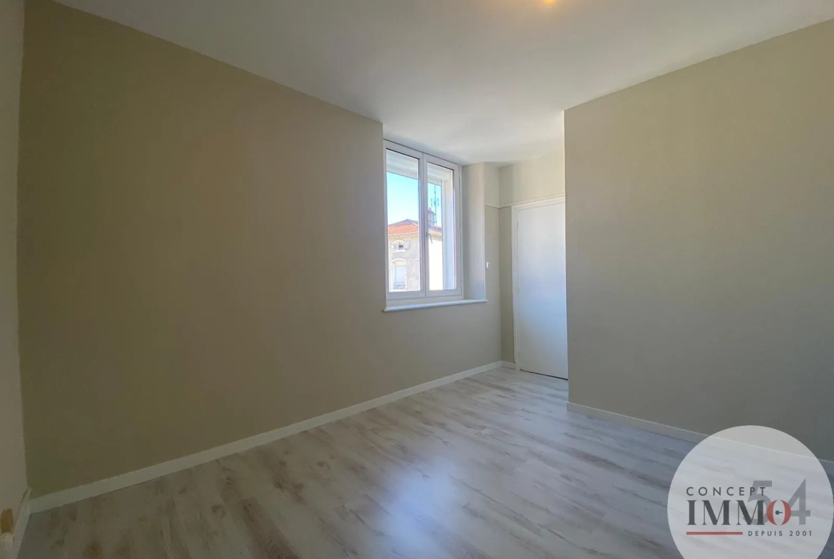 Immeuble de rapport à Pompey avec 2 appartements rénovés et revenu locatif de 15 840 €/an 