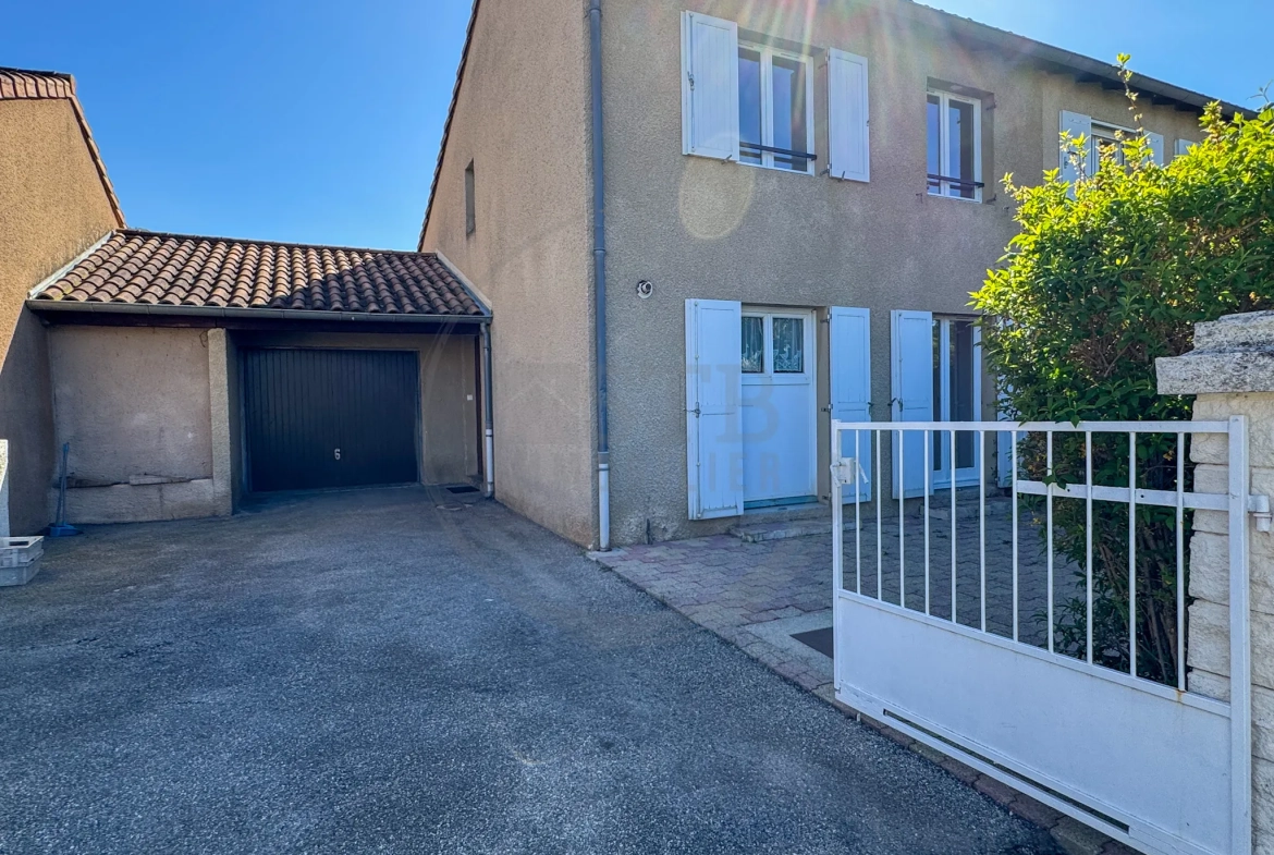 Maison mitoyenne de 89m² avec garage à Privas, Ardèche, secteur calme 