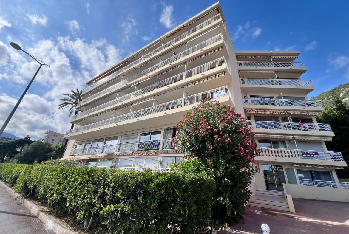 Studio en front de mer à Menton Garavan – Appartement loué, proche mer 