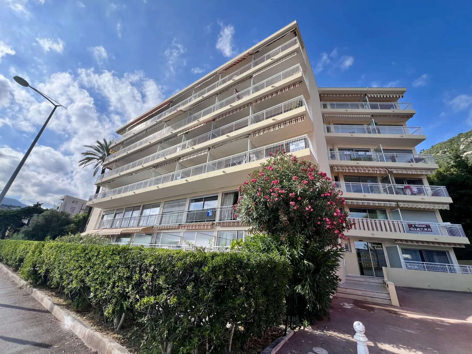 Studio en front de mer à Menton Garavan – Appartement loué, proche mer 