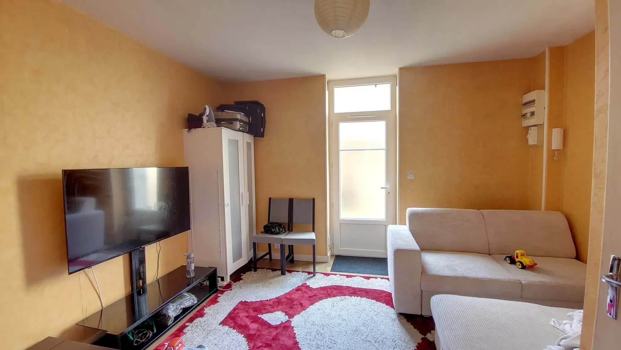 Appartement T2 loué de 29,5 m² à Nantes quartier République avec cour 