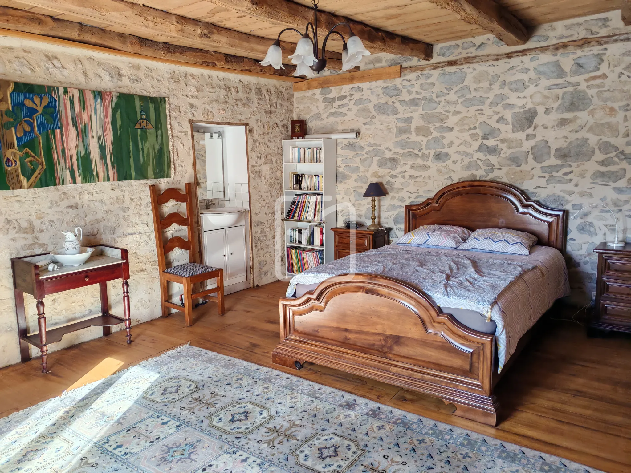 Belle maison de village rénovée avec terrasse en Dordogne 