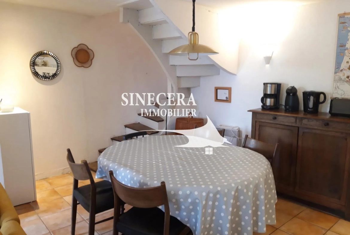 Maison de ville de 90m² à Ribérac avec jardin et commodités proches 