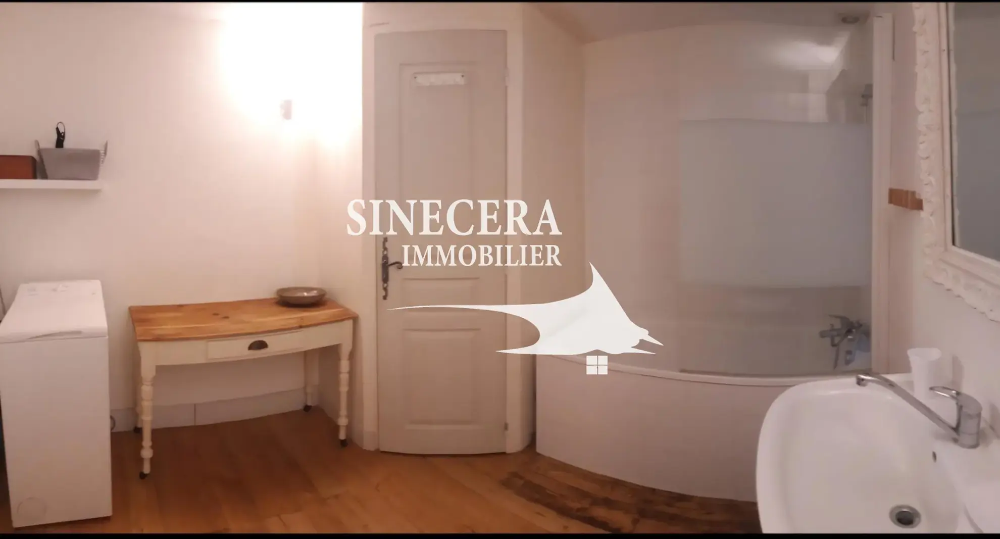 Maison de ville de 90m² à Ribérac avec jardin et commodités proches 