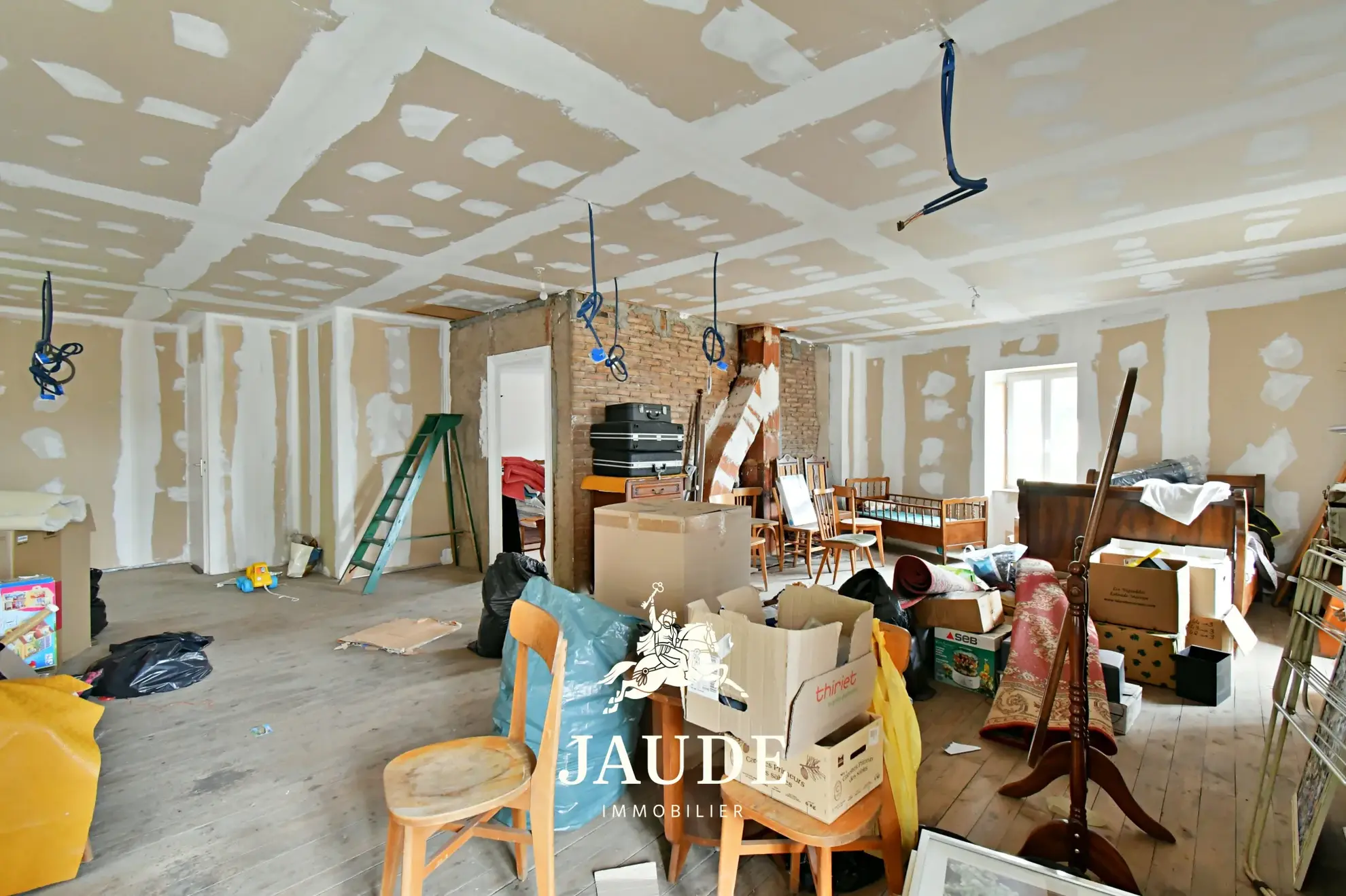 Maison de caractère rénovée à Durtol de 156 m² avec dépendances 