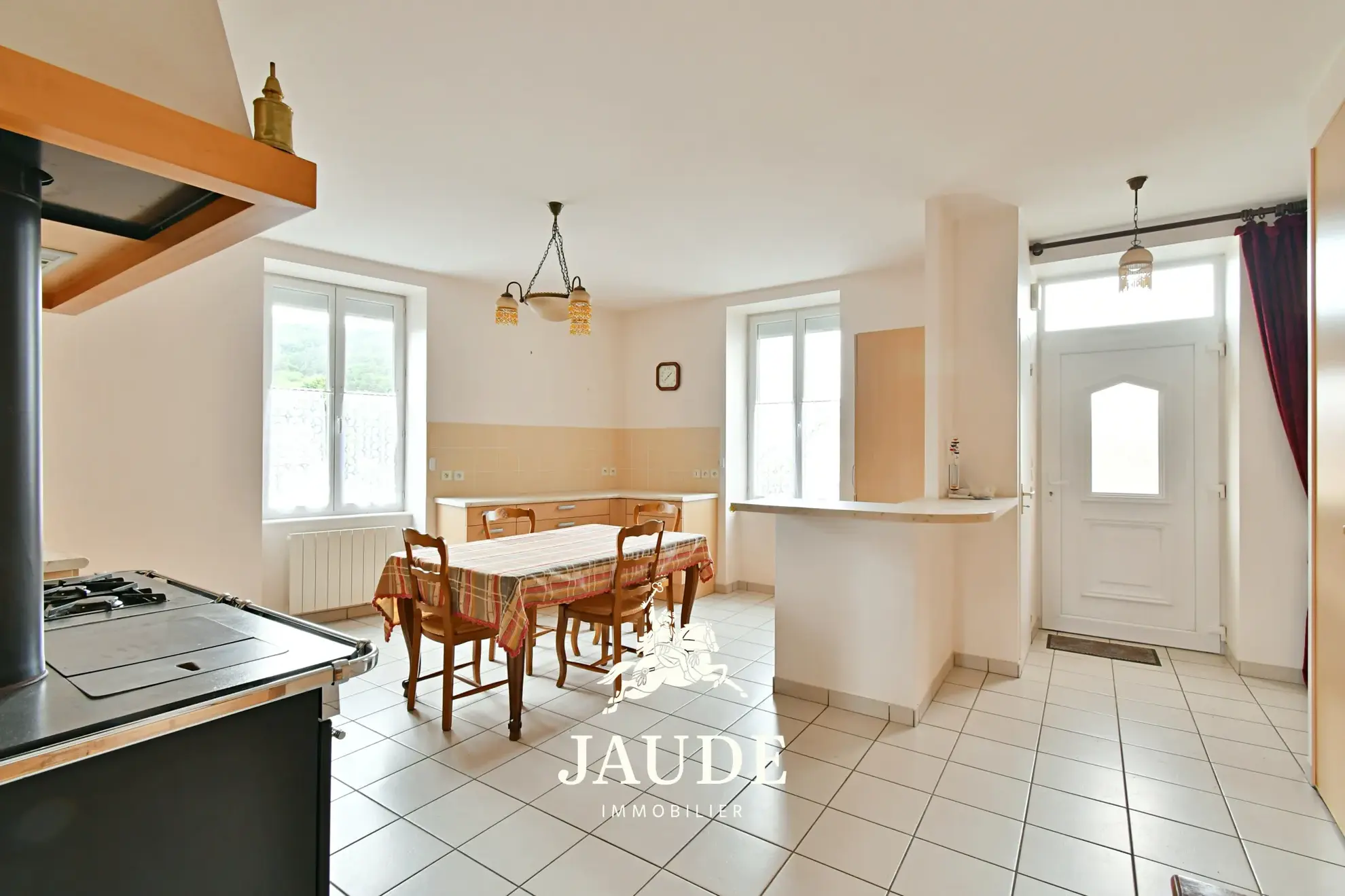 Maison de caractère rénovée à Durtol de 156 m² avec dépendances 