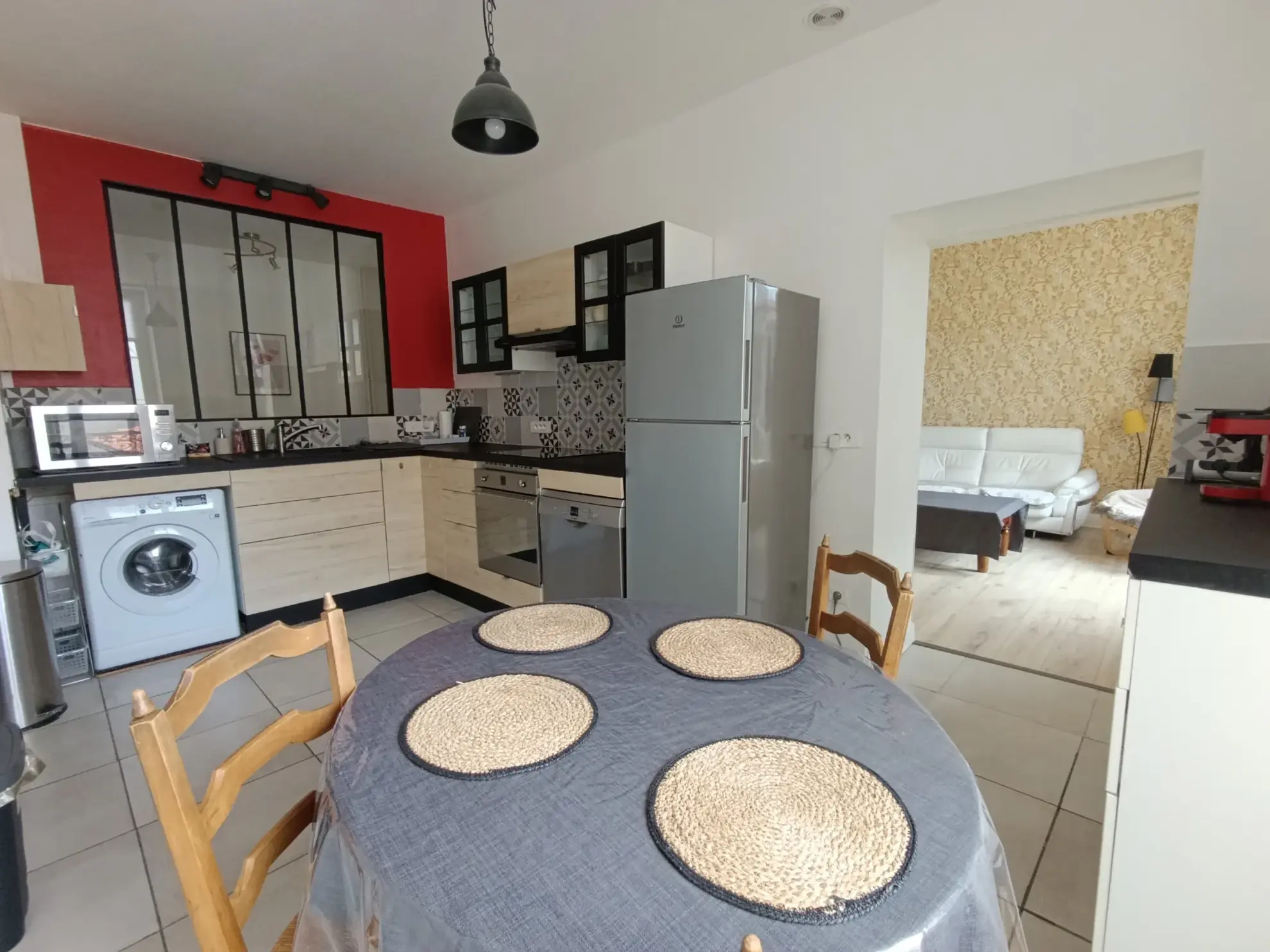Appartement lumineux de 4 pièces avec cave et possibilité terrasse à Vichy 