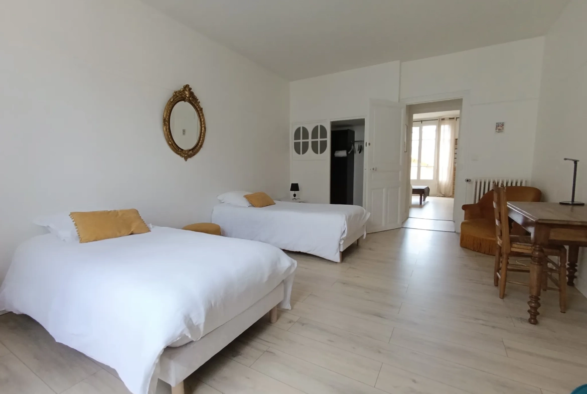 Appartement lumineux de 4 pièces avec cave et possibilité terrasse à Vichy 