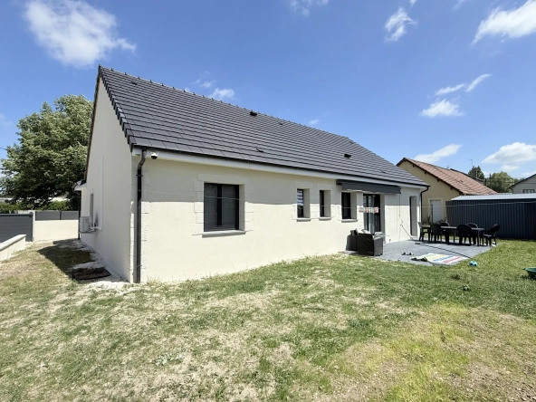 Belle maison de plain-pied récente de 140 m² à Vierzon
