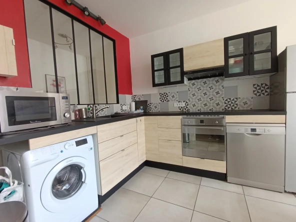 Appartement lumineux de 4 pièces avec cave et possibilité terrasse à Vichy