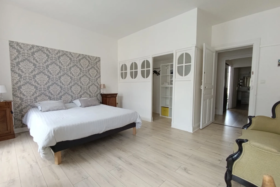 Appartement lumineux de 4 pièces avec cave et possibilité terrasse à Vichy 