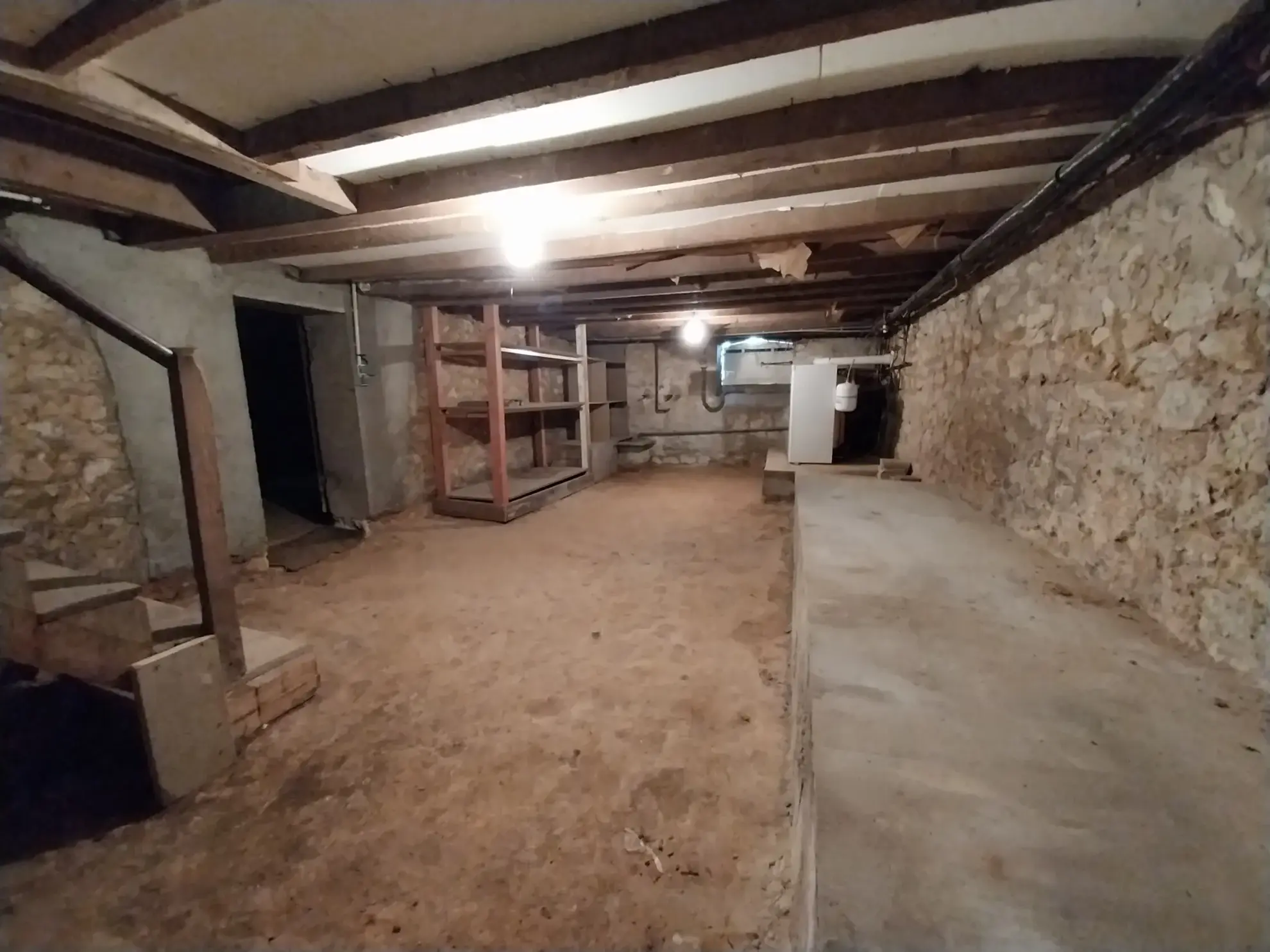 Maison de style classique avec 5 chambres et garage à Périgueux, quartier Hôpital 