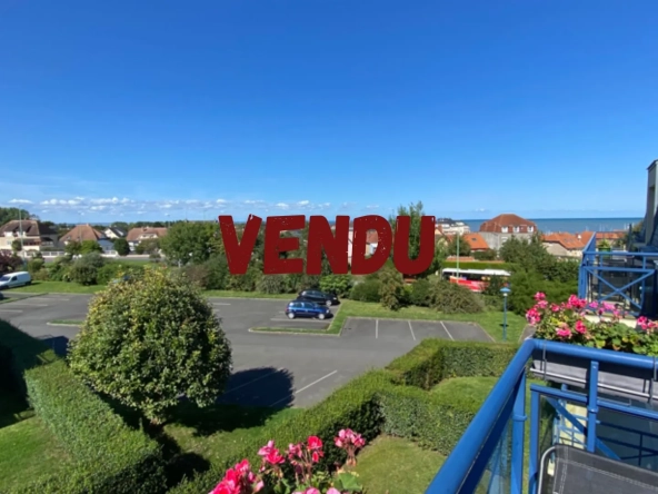 Appartement 3 pièces à vendre à Grandcamp-Maisy, 46 m² avec balcon, garage et parking