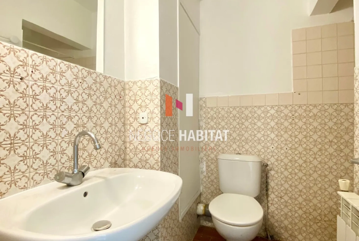 Appartement T1 avec terrasse et parking à Montpellier près du tramway 