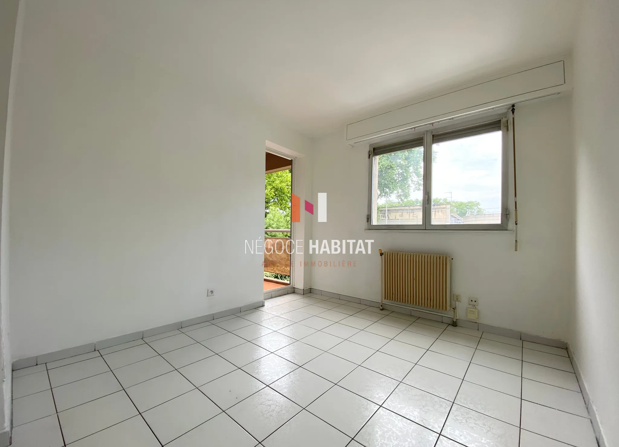 Appartement T1 avec terrasse et parking à Montpellier près du tramway 