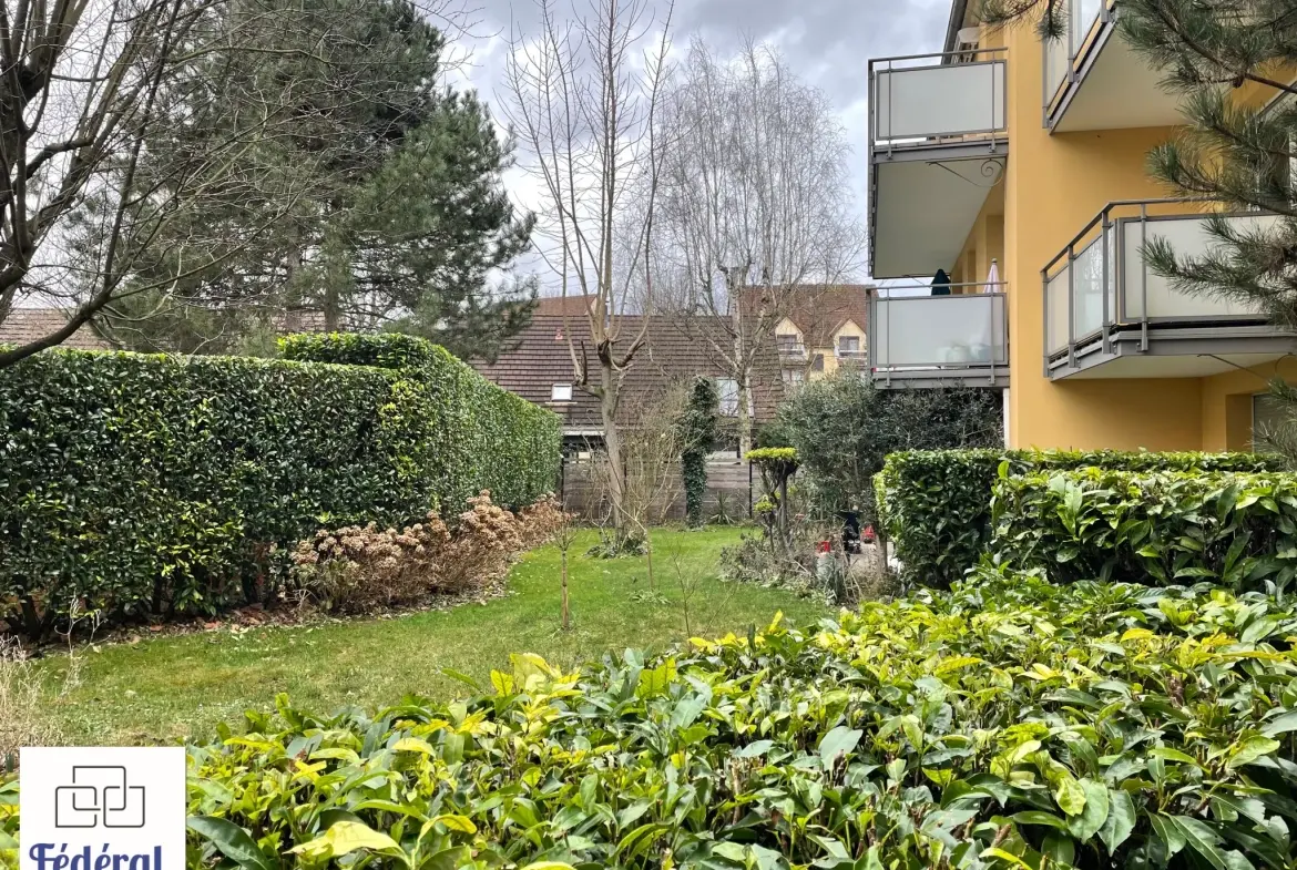Appartement F2 à Oberhausbergen avec terrasse, garage et parking - Quartier calme 