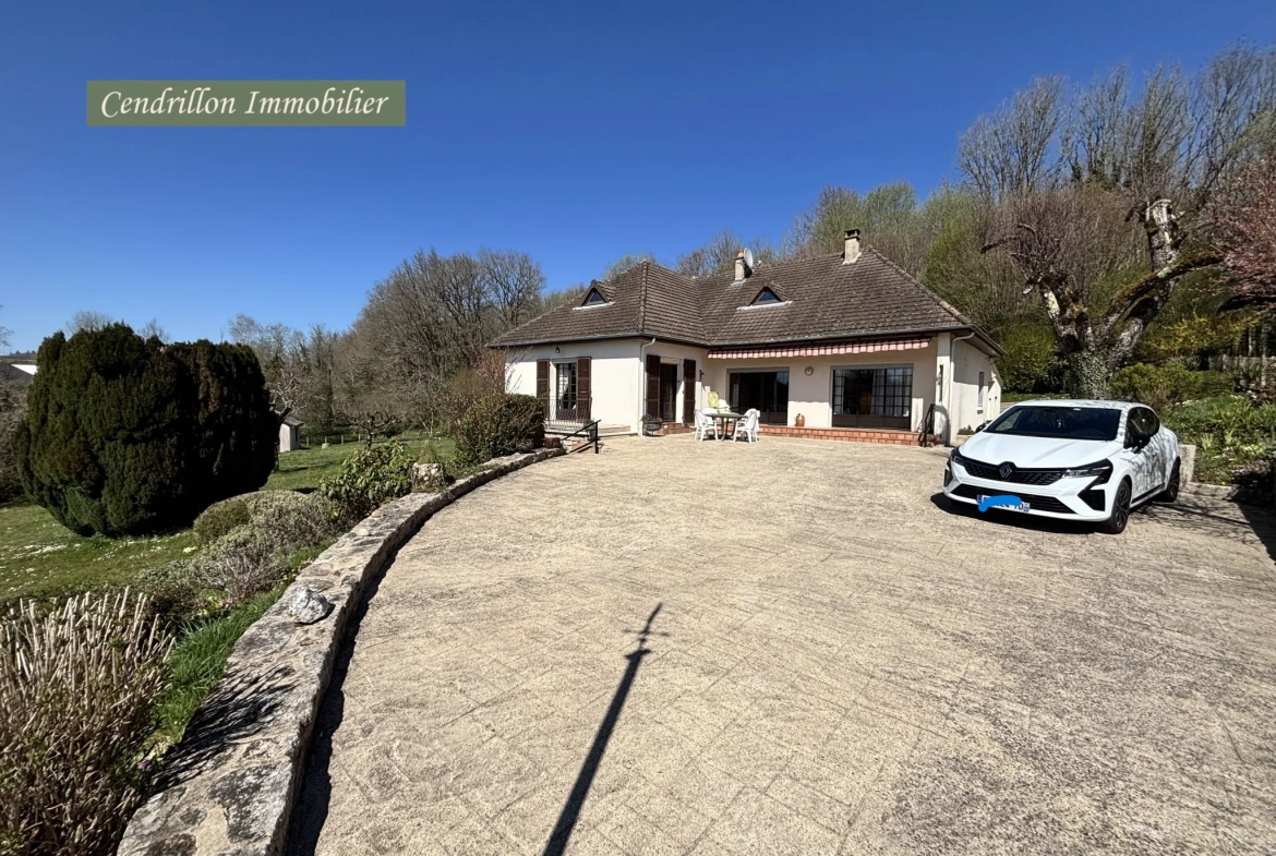 Charmant pavillon des années 70 avec terrasse en Creuse - 4 chambres, grand jardin et garage 