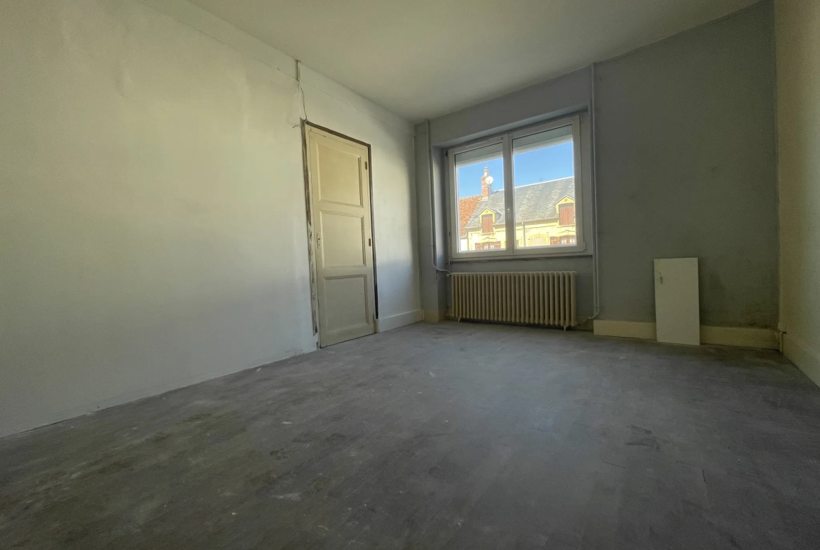 Maison de plain-pied à Prémery avec terrasse et dépendance – Idéalement située 