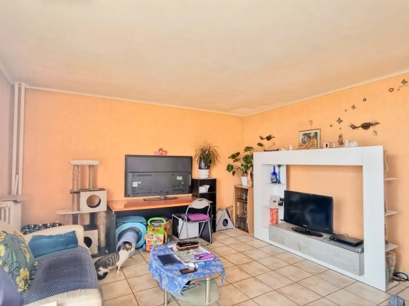 Appartement F4 à Clermont-Ferrand avec locataire en place - Investissement idéal