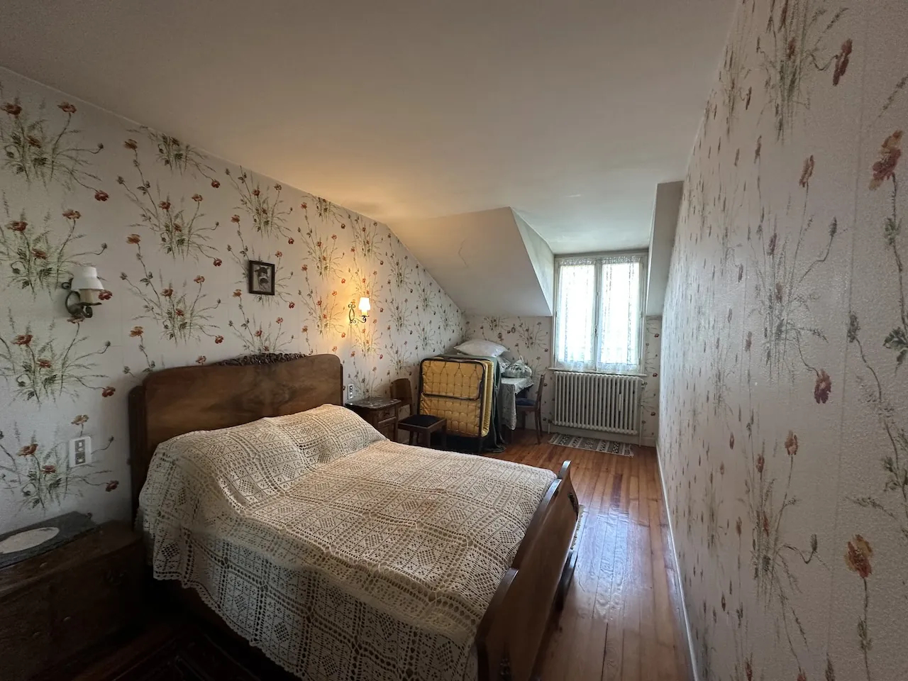 Belle maison familiale à Chauffailles avec grand terrain et dépendances 