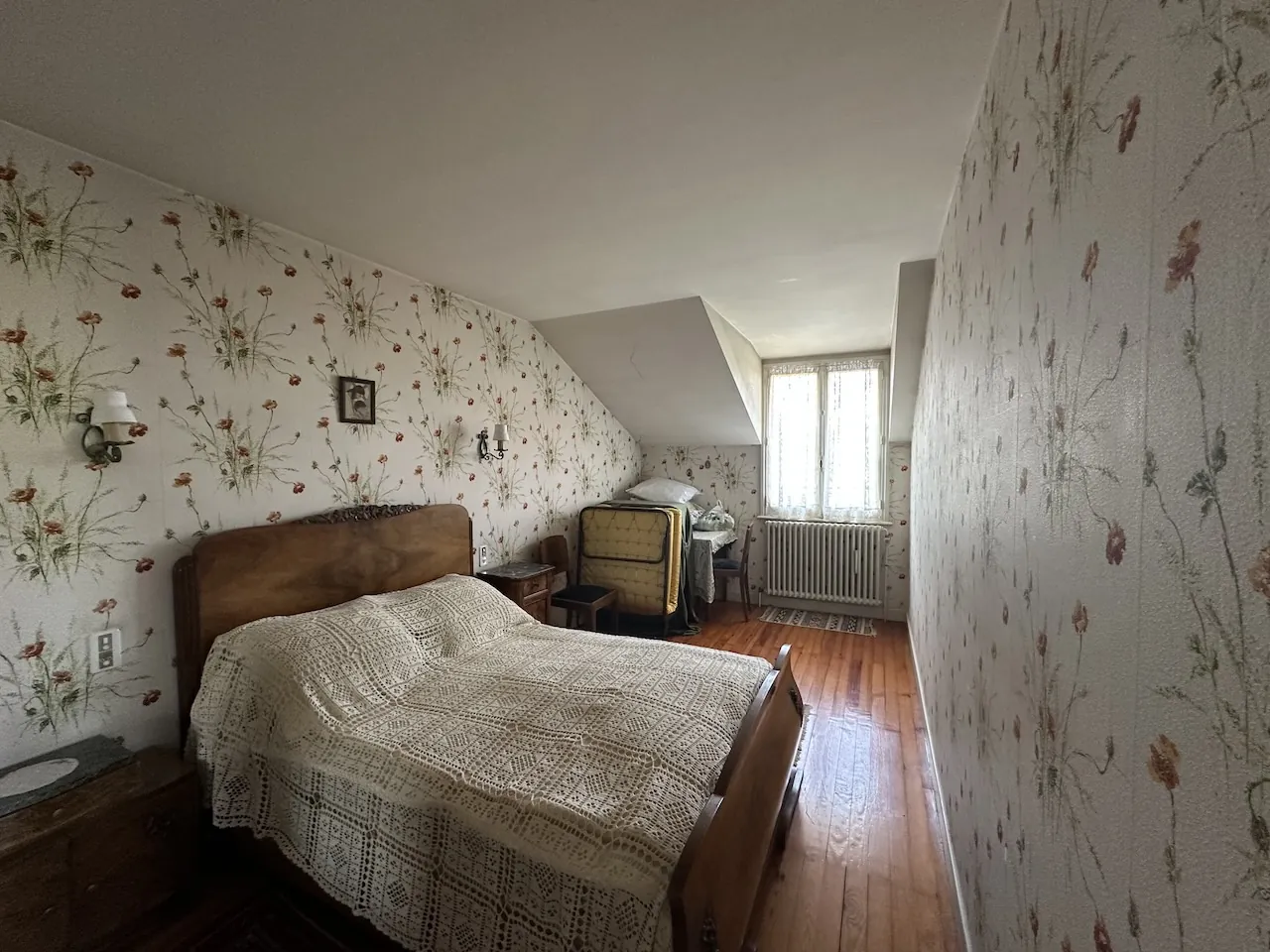 Belle maison familiale à Chauffailles avec grand terrain et dépendances 